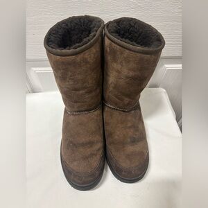 UGG Australia Ultimate Short Boots 5275 Women’s 7 Chocolate Brown